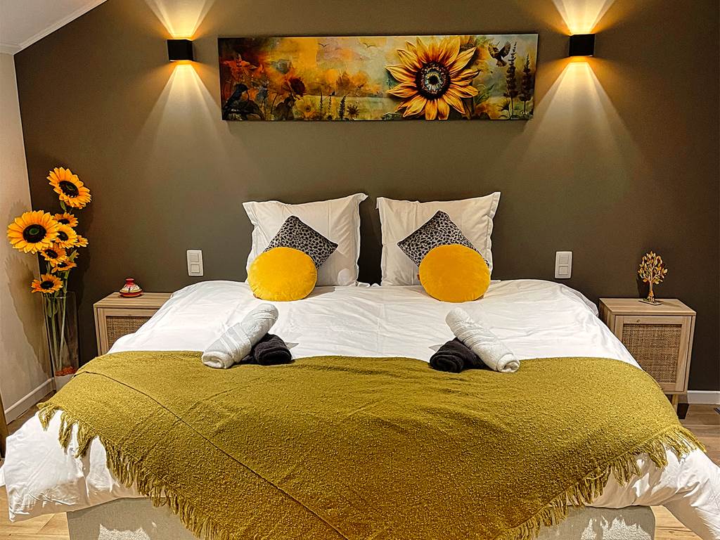 Chambre-Tournesol-Le-Relais-de-lou