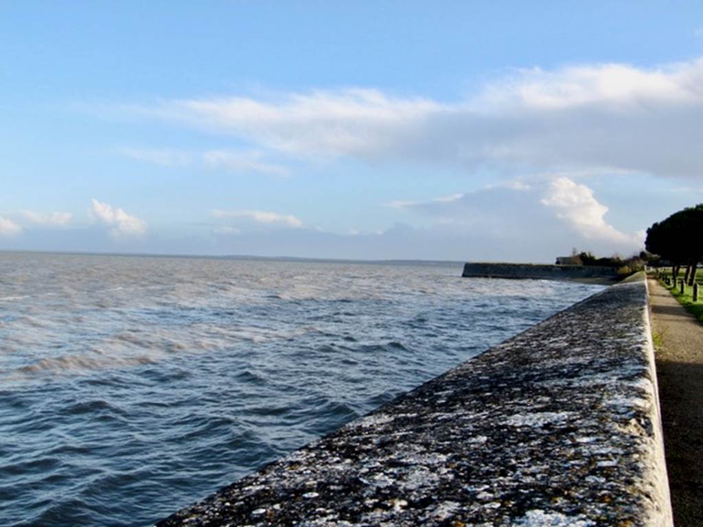 Promenade le long des remparts