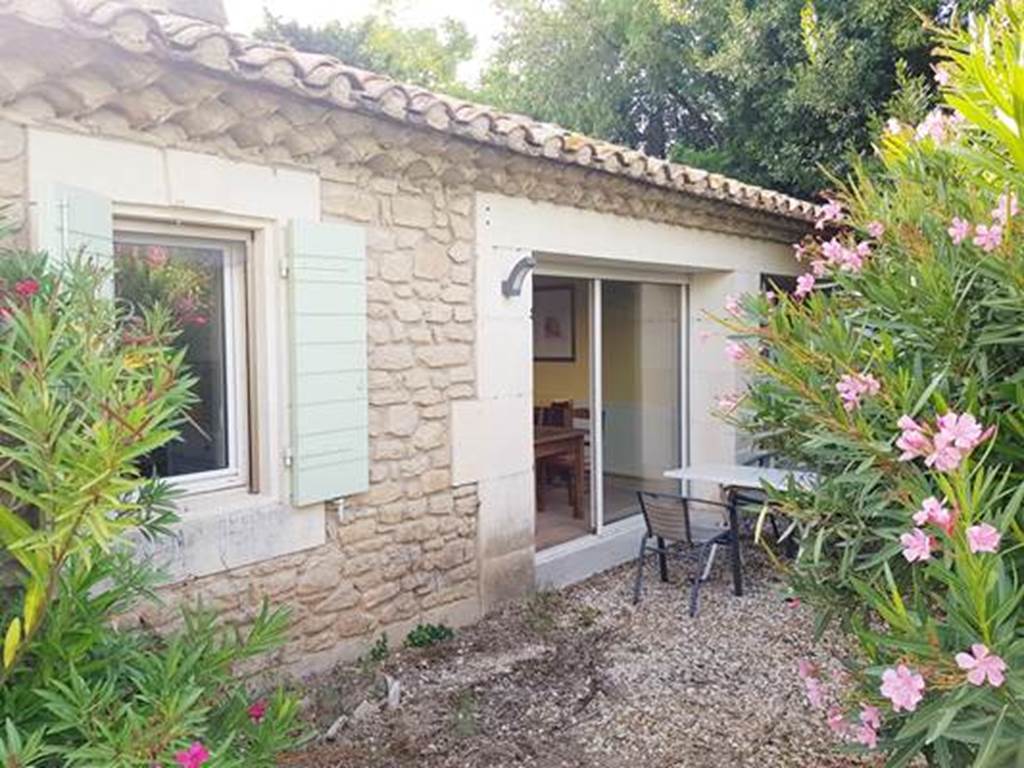 facade-gite-saint-remy-de-provence