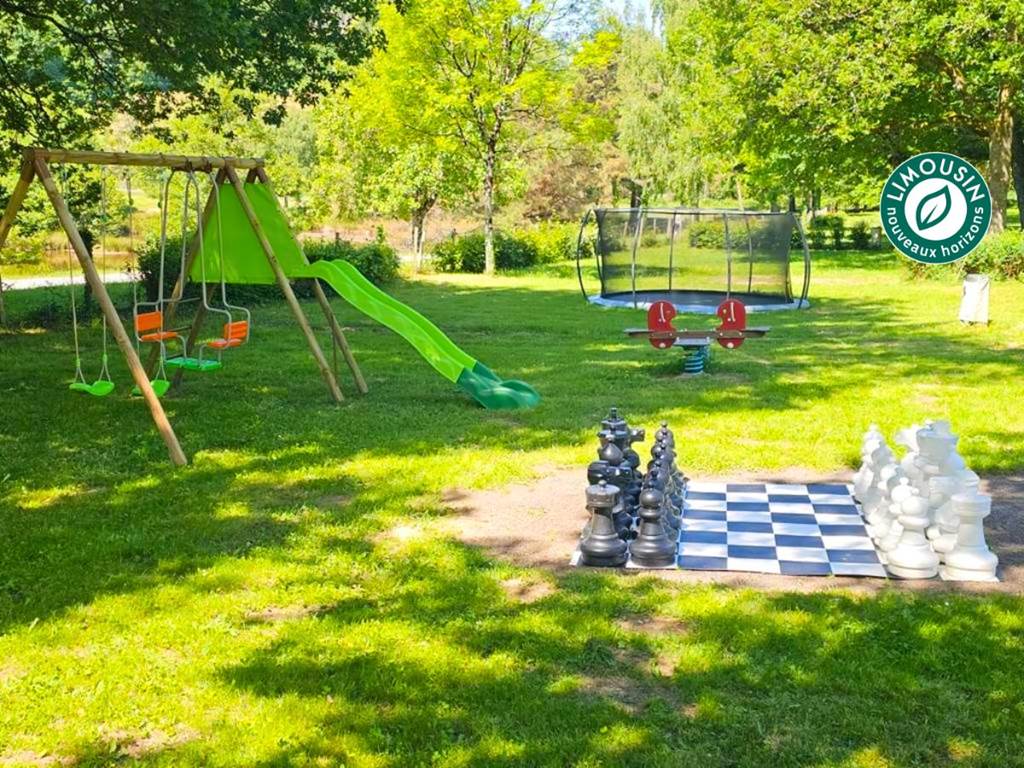 Camping de Ladignac - Haute-Vienne (13)