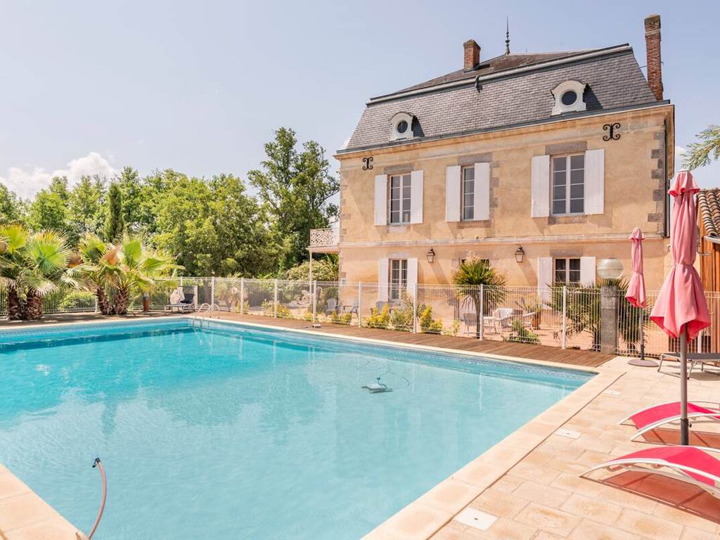 5a6ef257-2843-4bf5-b897-8adadc1a6931