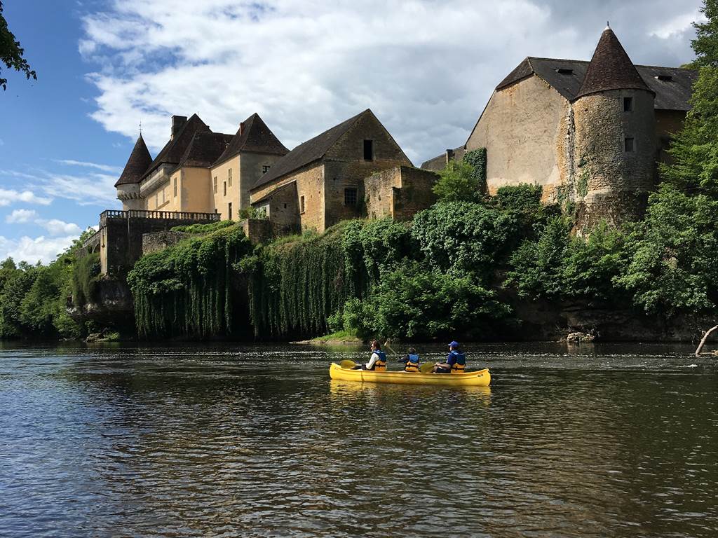 sortie canoë en famille avec canoë family