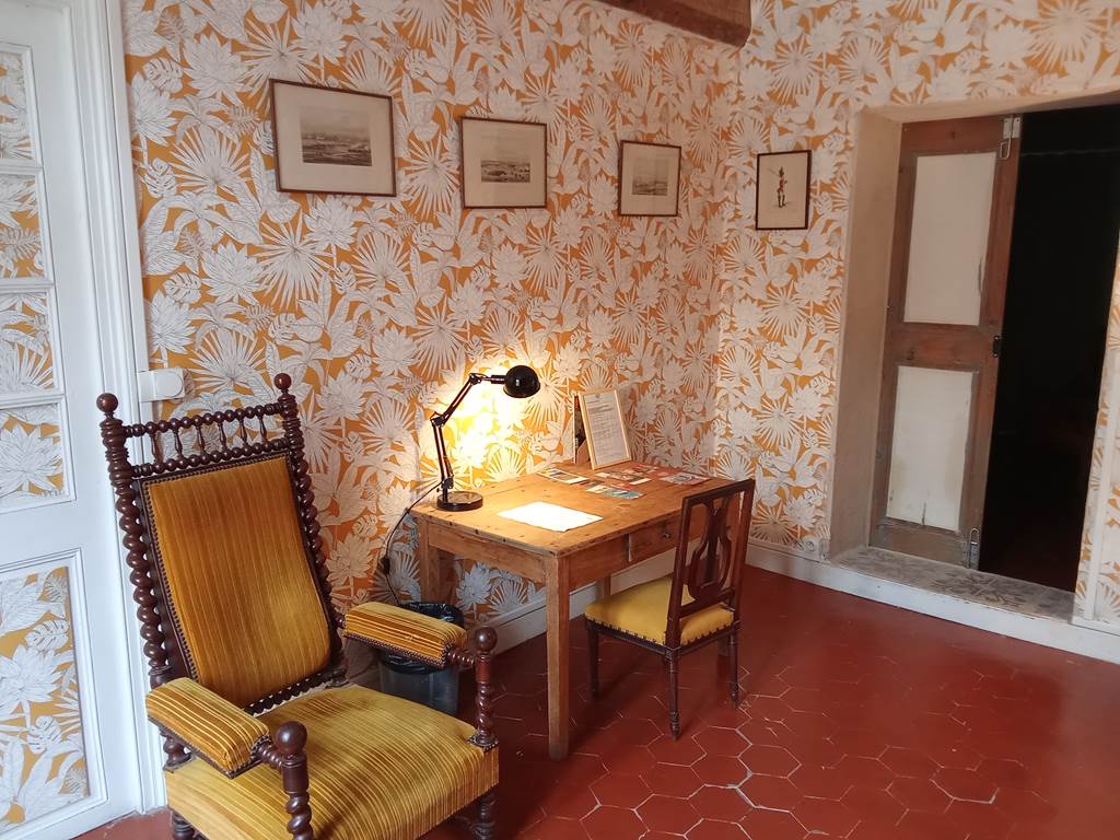 Le Mas Palegry chambres d'hôtes Perpignan chambre 1 suite avec vue sur jardin 12