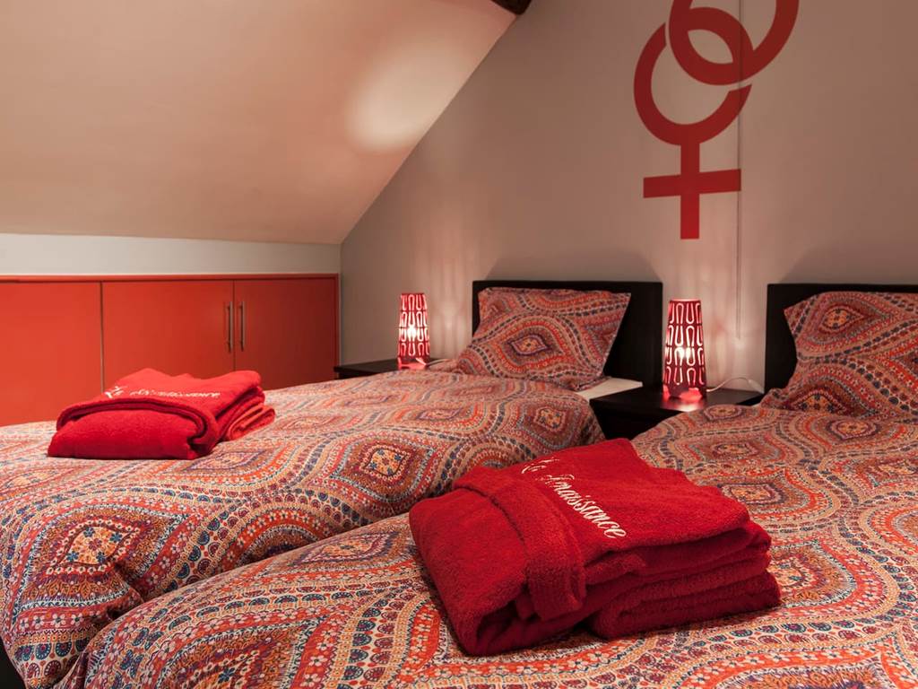 d5e86487-af7b-4036-8946-2f71f11e03f5