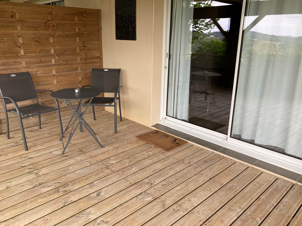 La terrasse de la chambre COULOUME