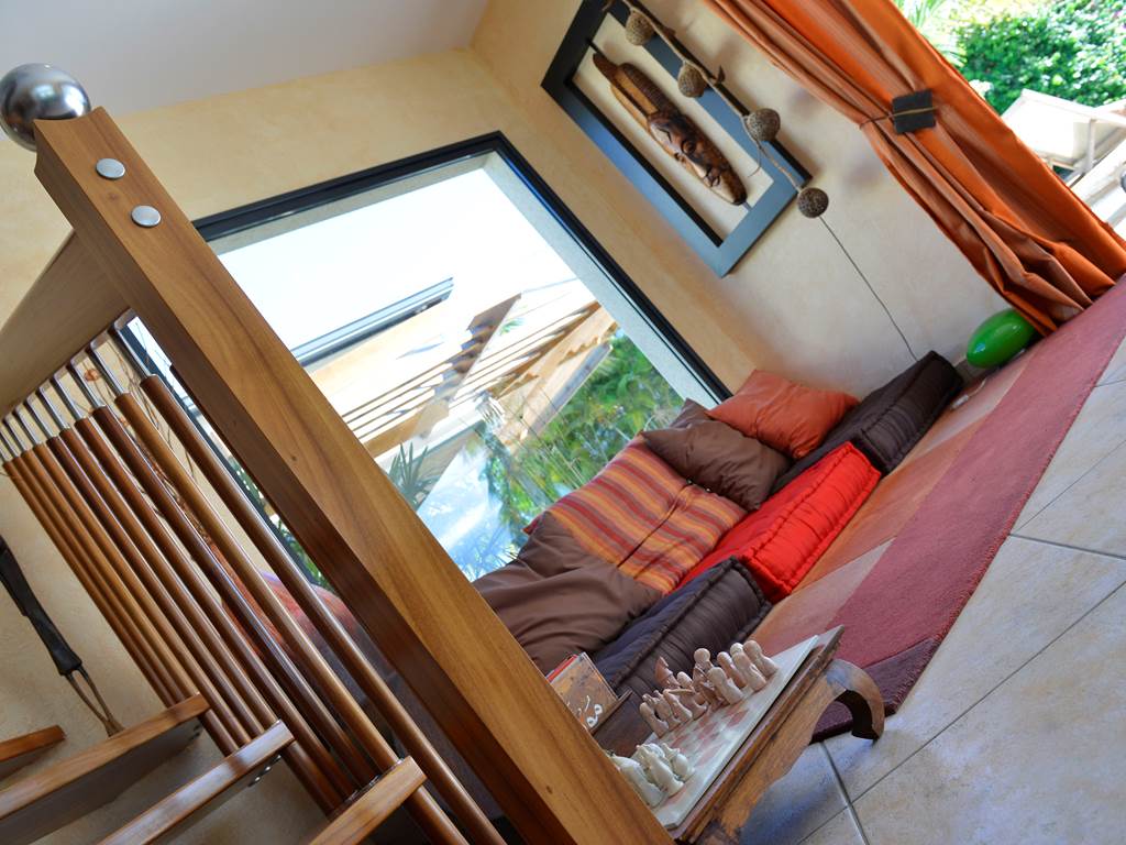 salon7883