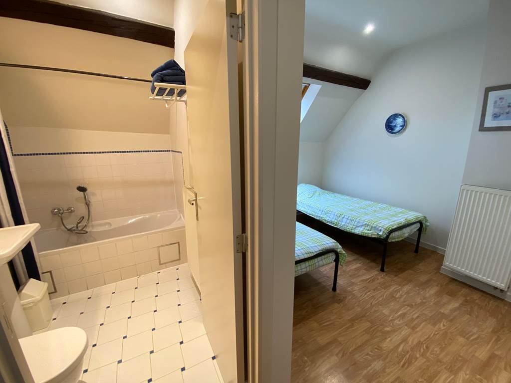 Vue d'ensemble chambre triple_1