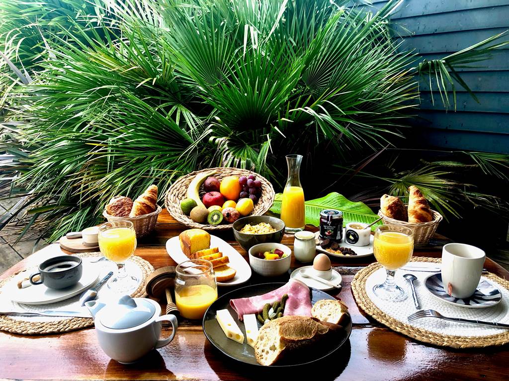 petit-dejeuner-.