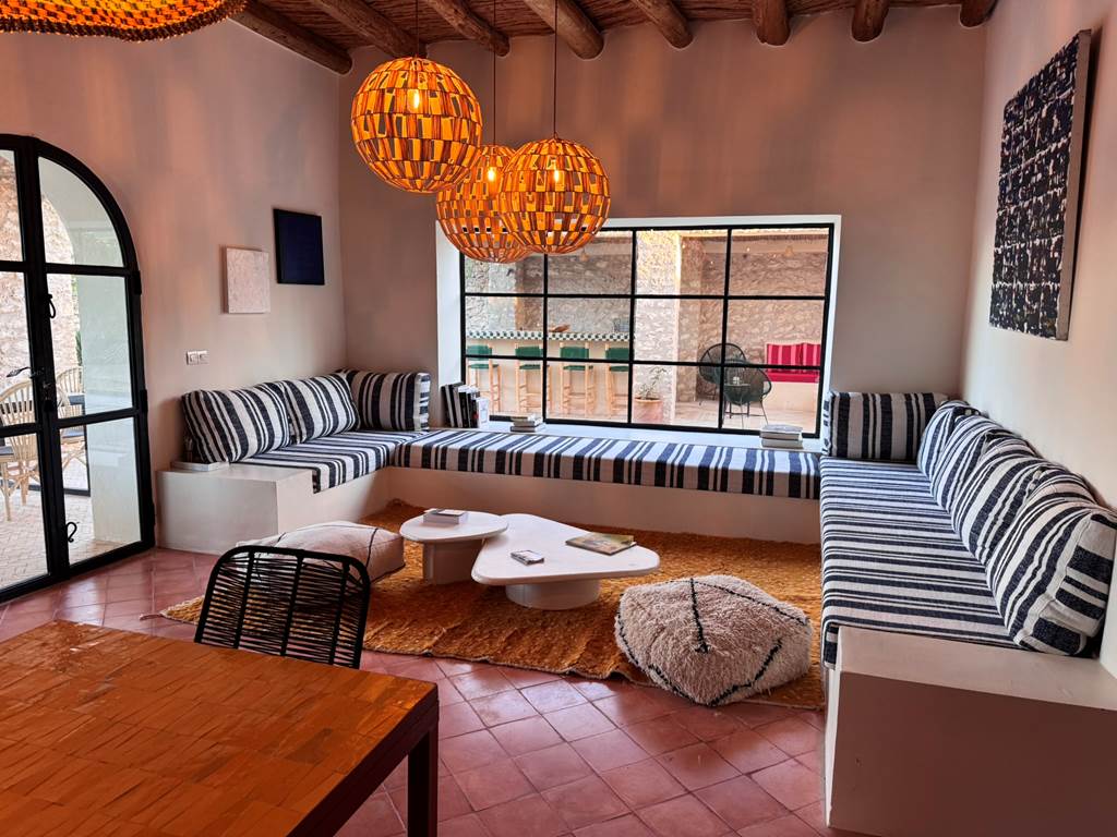 Cosy livingroom with view