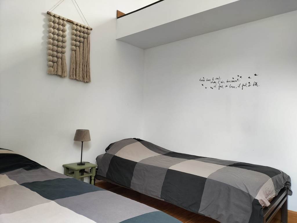 2 enkele bedden- 2 lits simple-1