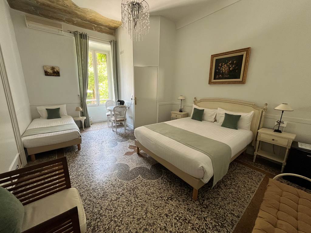 chambre triple supérieure