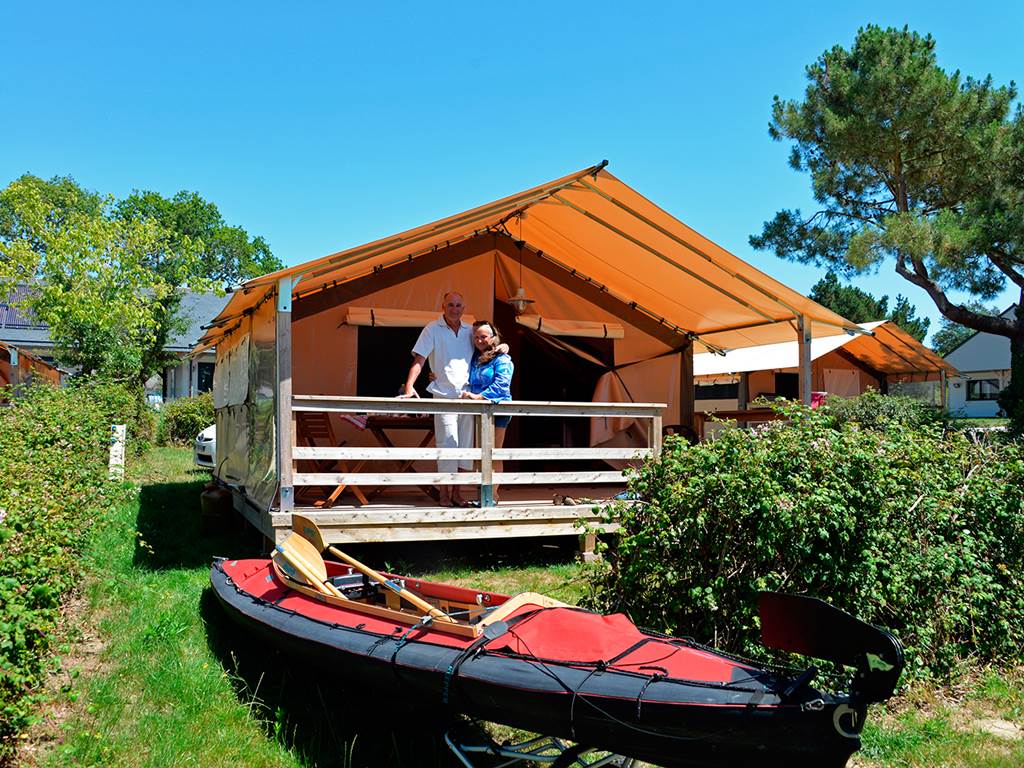 Vacances en tente Lodge et canoé kayak