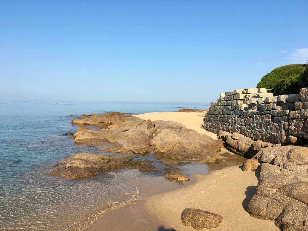 Plage Agosta, à quelques minutes a pieds !