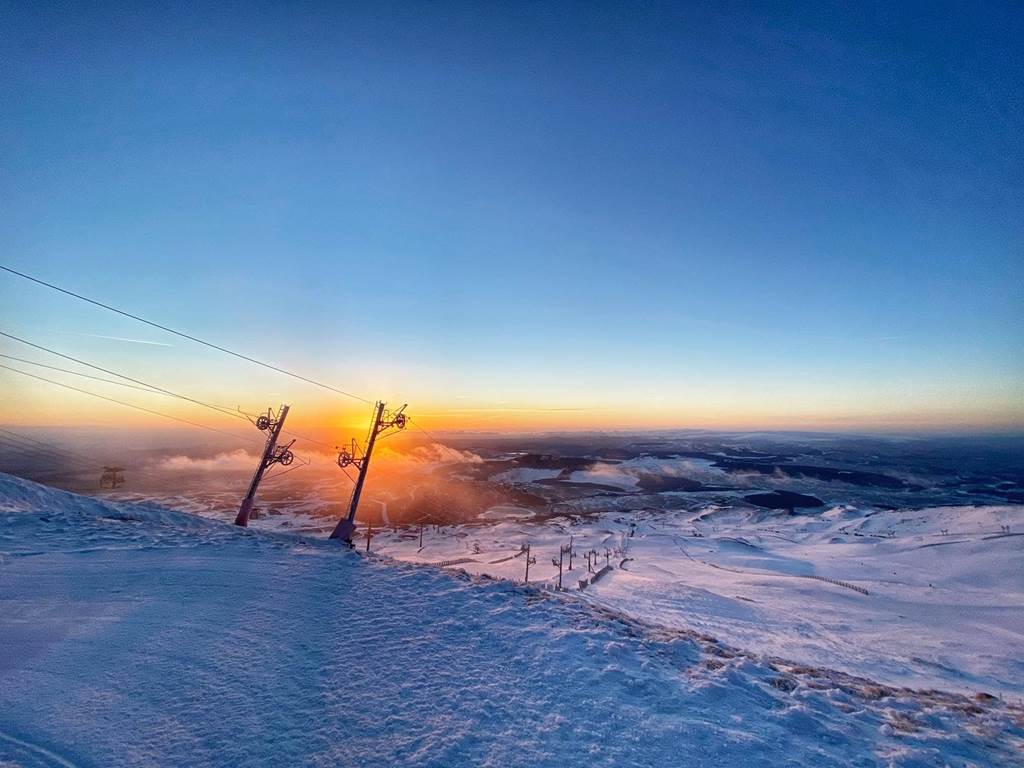 Gîtes Moréno Puy-de-Dôme Proche Vulcania Auvergne Sancy Tourisme Location de vacances Ski Montagne Lacs Volcans VTT randonnées