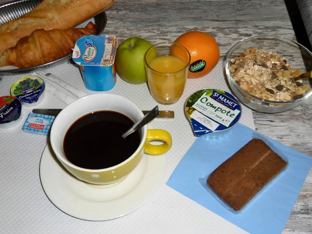 Petit déjeuner Self Hotel Jean Bart