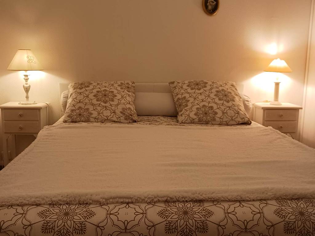Lit "Queen Size"