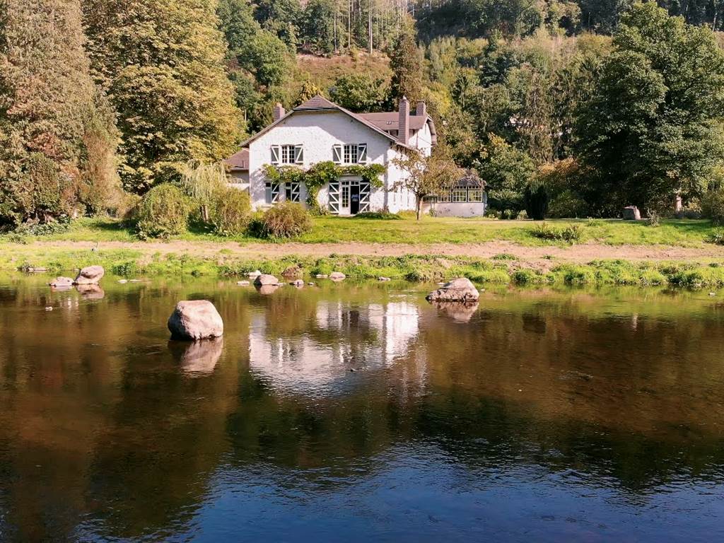 ecolodge-molen-gevel-amblève-arboretum.jpg