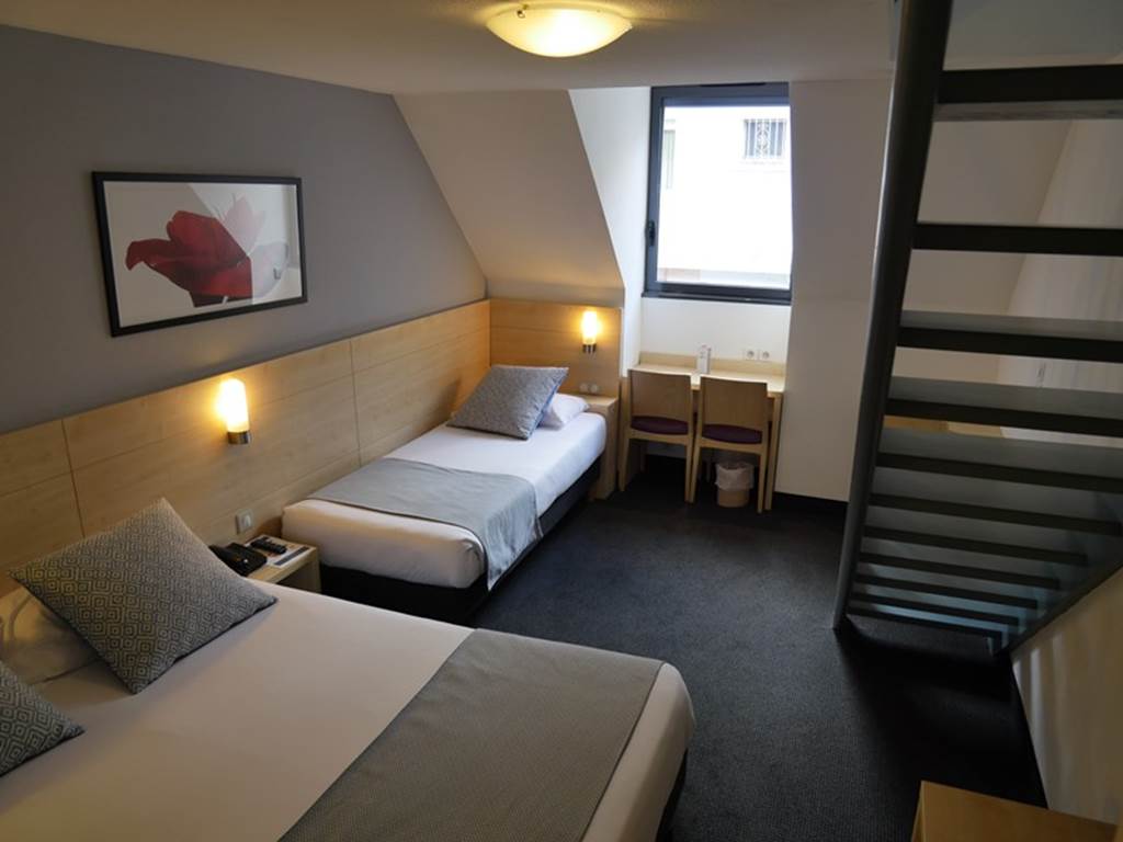 Lourdes hotel Padoue chambre duplex