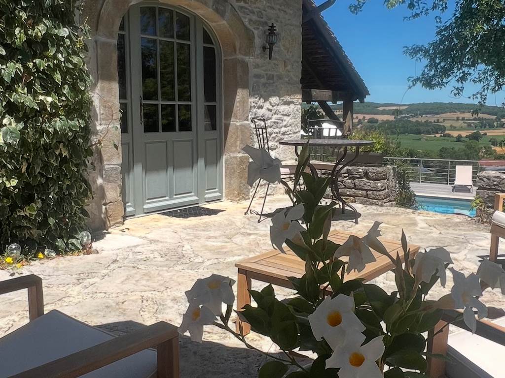 Terrasse Gîte La Blanchie Haute