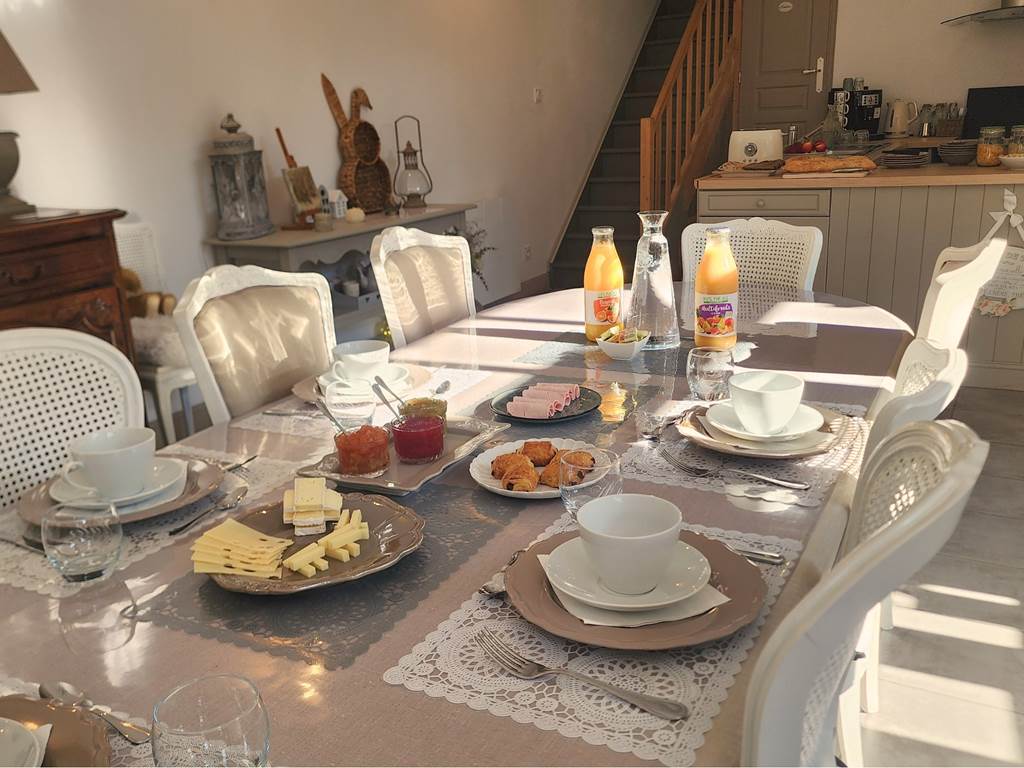 table petit dejeuner 2