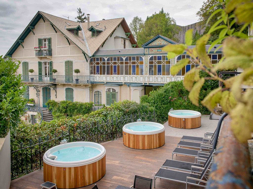 3 jacuzzis sur la terasse