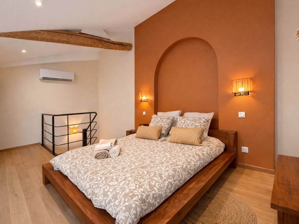 La chambre en mezzanine