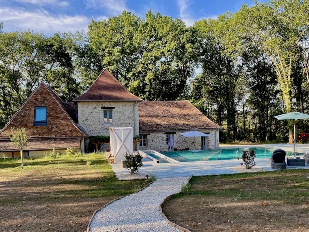 chartreuse-nature-bains-de-soleil-le-chirol