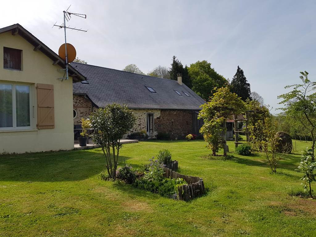 Gîte n°19G3052 "Pierrelise" – ESPARTIGNAC