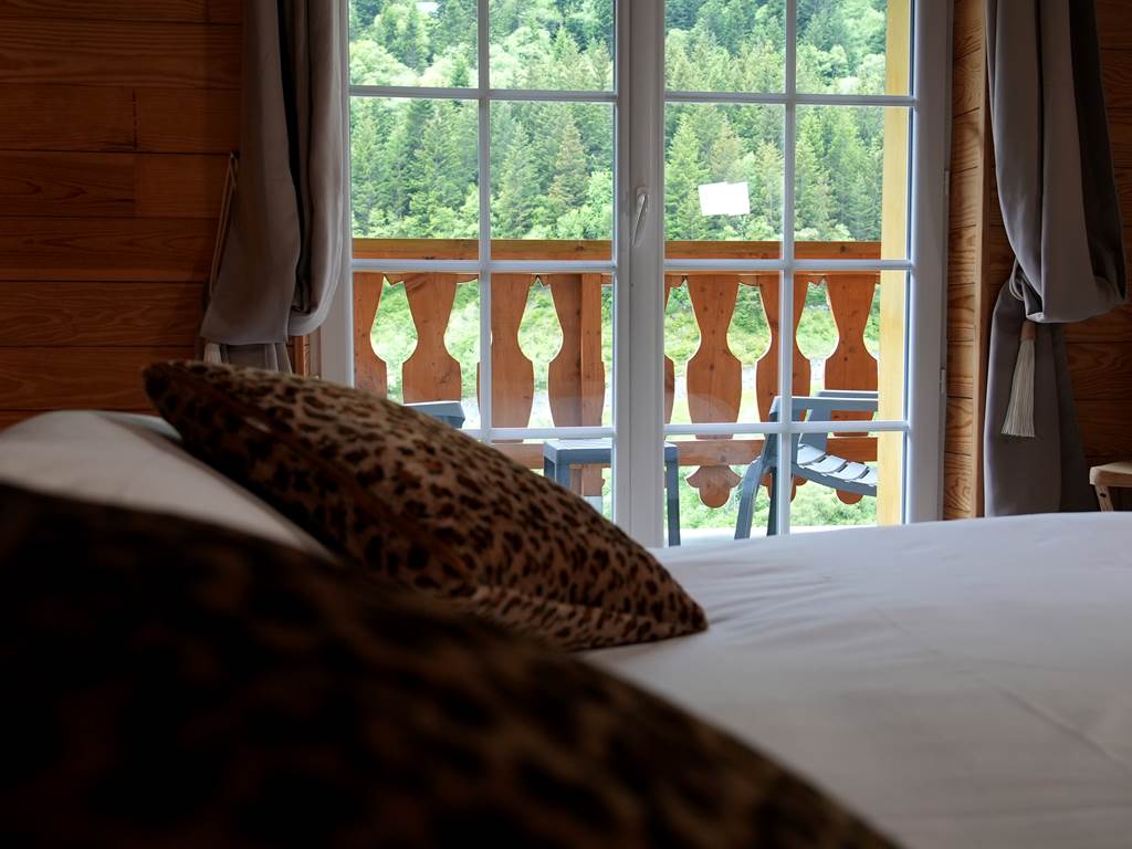Chambre Tourette Hôtel La Sapinière pied des Pistes Saint Lary Soulan