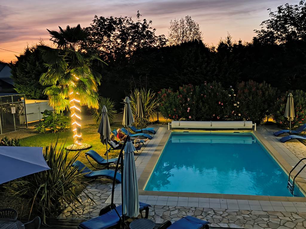 hotel-charme-alternative-piscine-la-fleche