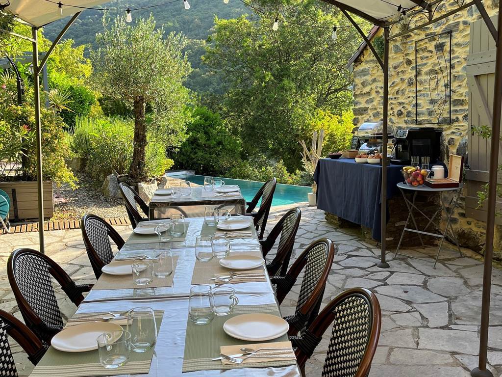 Terrasse petit-déjeuner