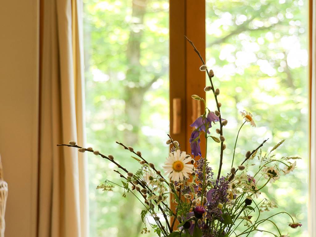 Bouquet de fleurs des champs pour vous accueillir