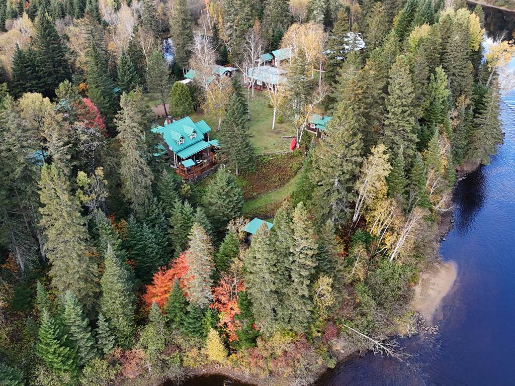Vue aérienne automne Domaine le Bostonnais