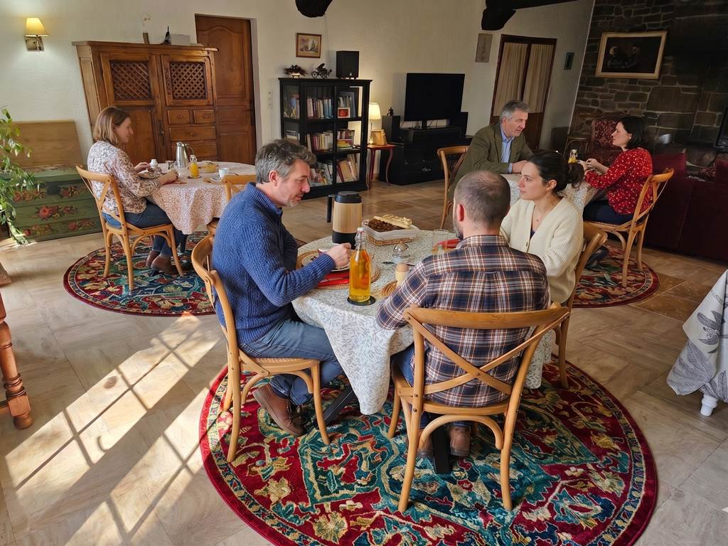 salle à manger au complet