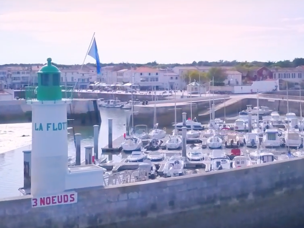 Le port de La Flotte à 500 m des locations