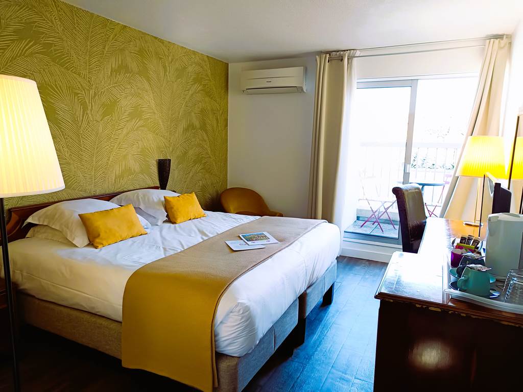 Chambre double avec terrasse