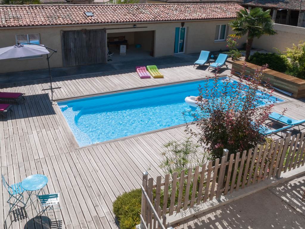 Piscine, transats