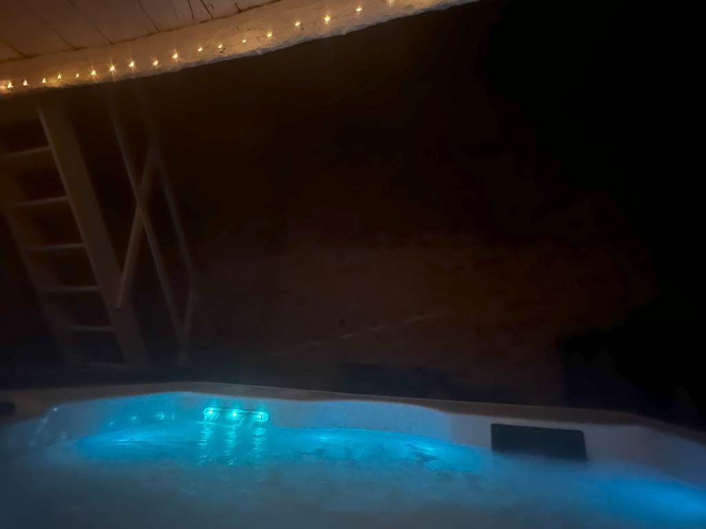 Jacuzzi