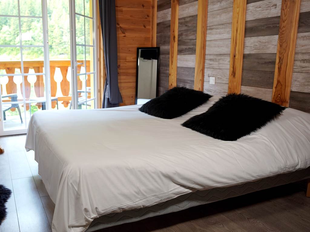 Chambre Néouvielle Hôtel La Sapinière pied des Pistes Saint Lary Soulan