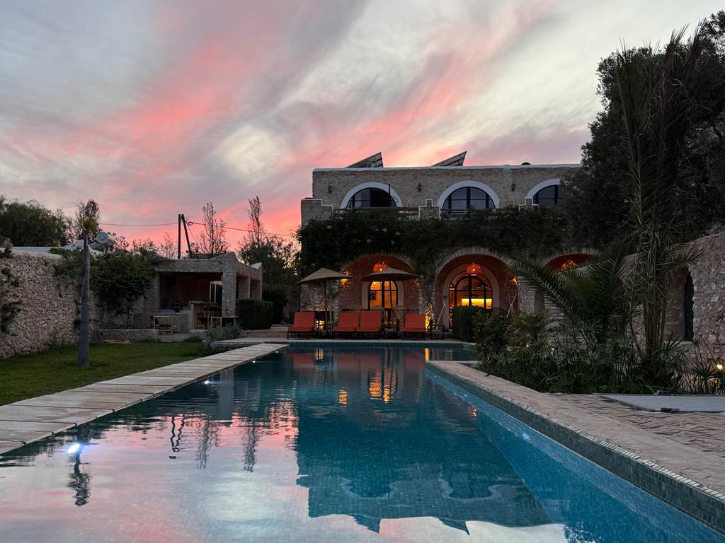 babsa sunset pool