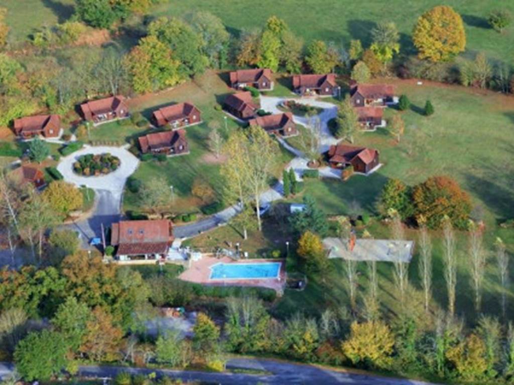 484905a-Les-Chalets-de-Thegra-Chalet-THEGRA-66m-2-chambres-terrasse-couverte-Thegra