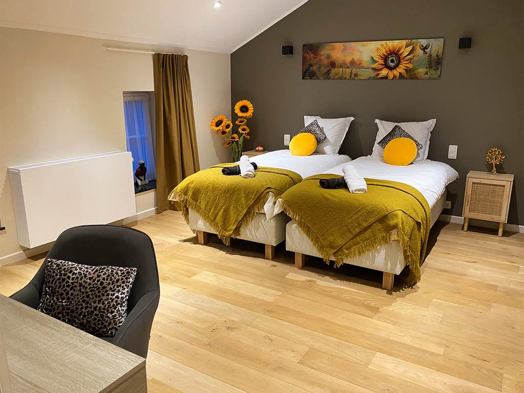 Lit double-Tournesol-Le-relais-de-lou