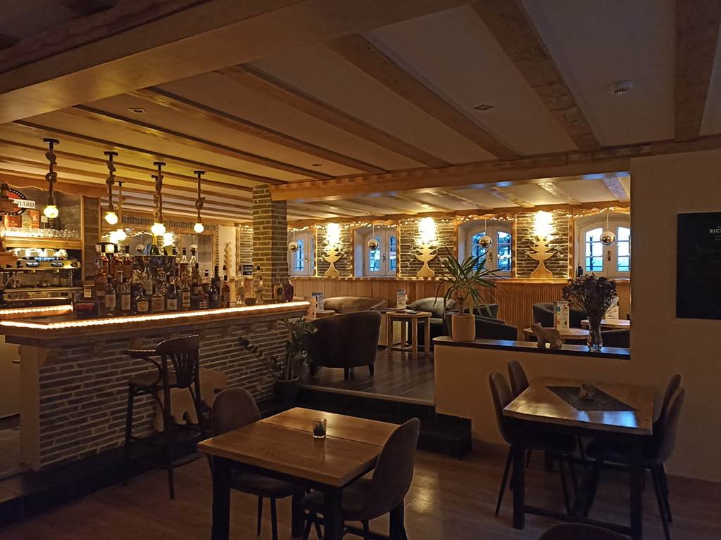 Le Restaurant Hôtel La Sapinière pied des pistes Saint Lary Soulan