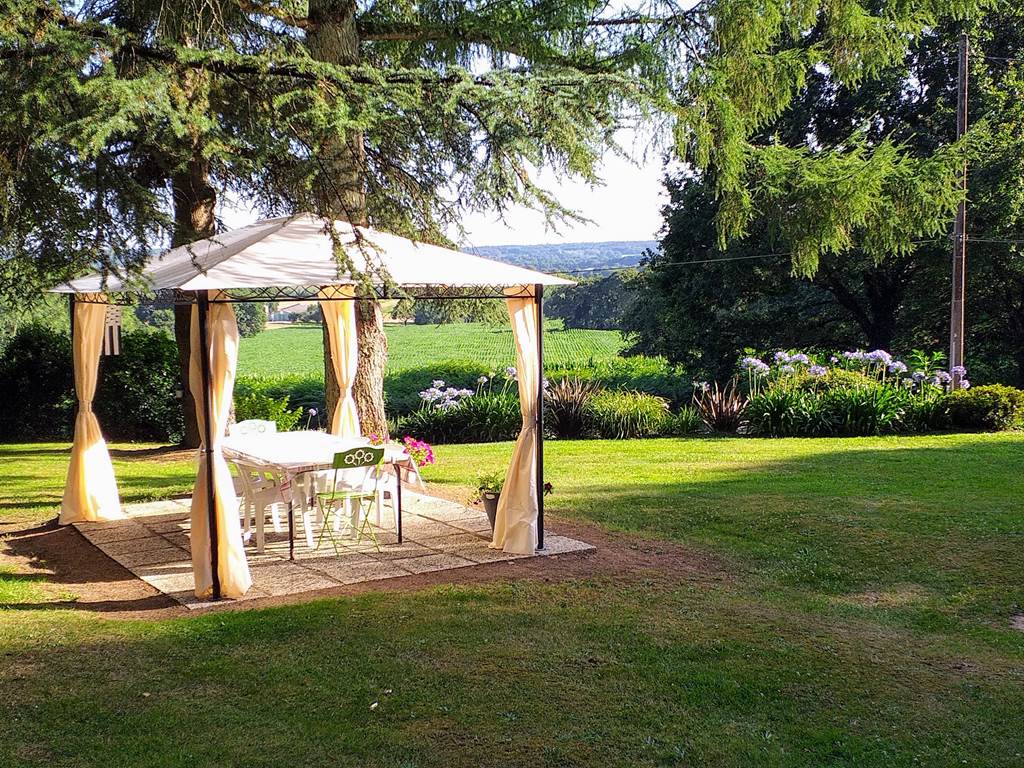 Le Parc et Espace repas extérieur