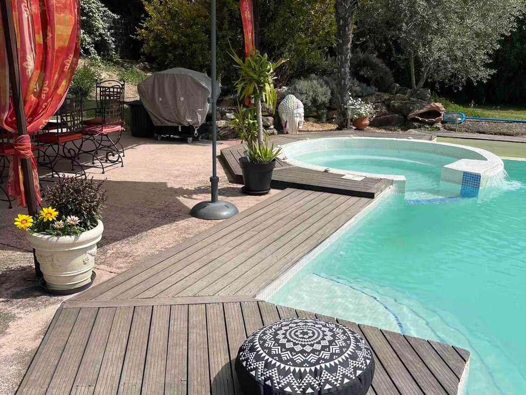 Piscine extérieure