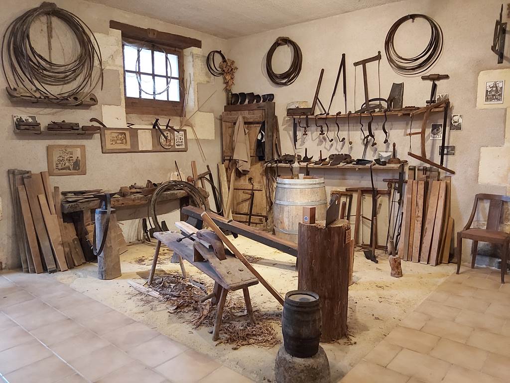 ATELIER DE TAILLANDERIE