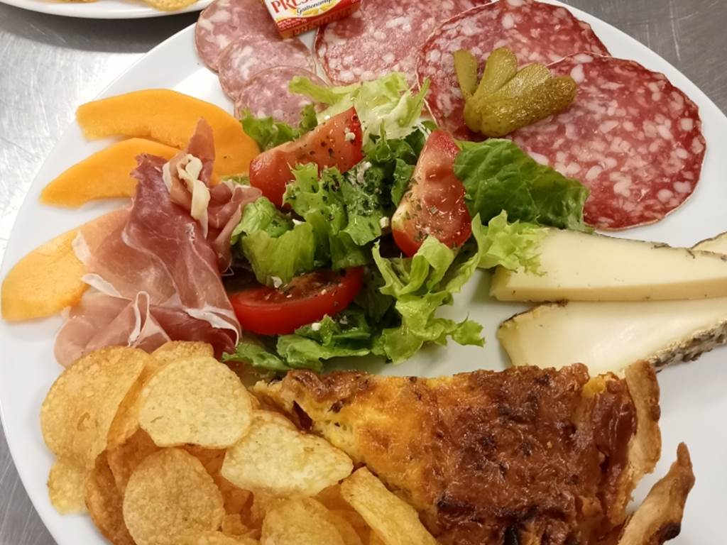 camping_la_perle_creuse_Assiette La Perle