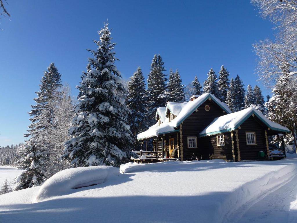 Grand camp Domaine le Bostonnais