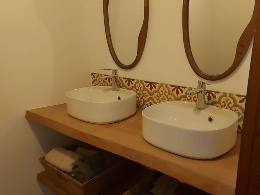 point d'eau et toilettes 2eme étage