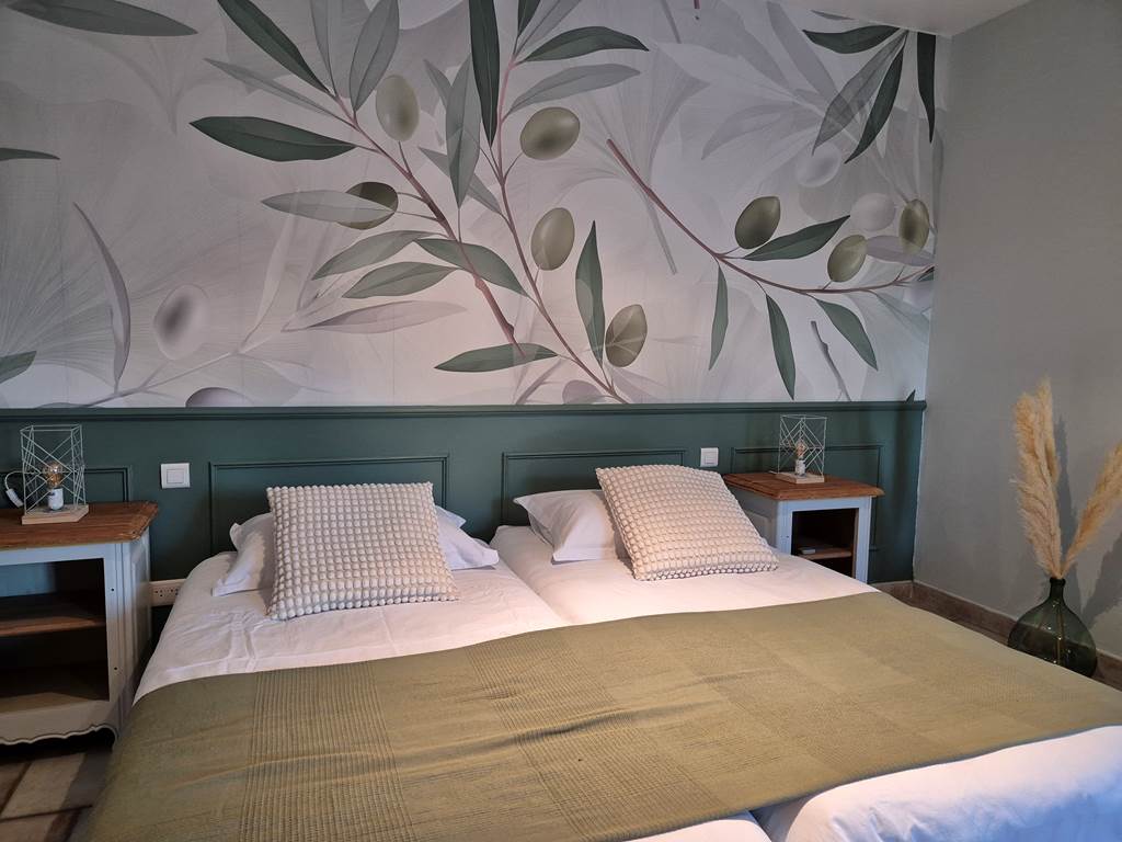 Chambre l'olivier 2